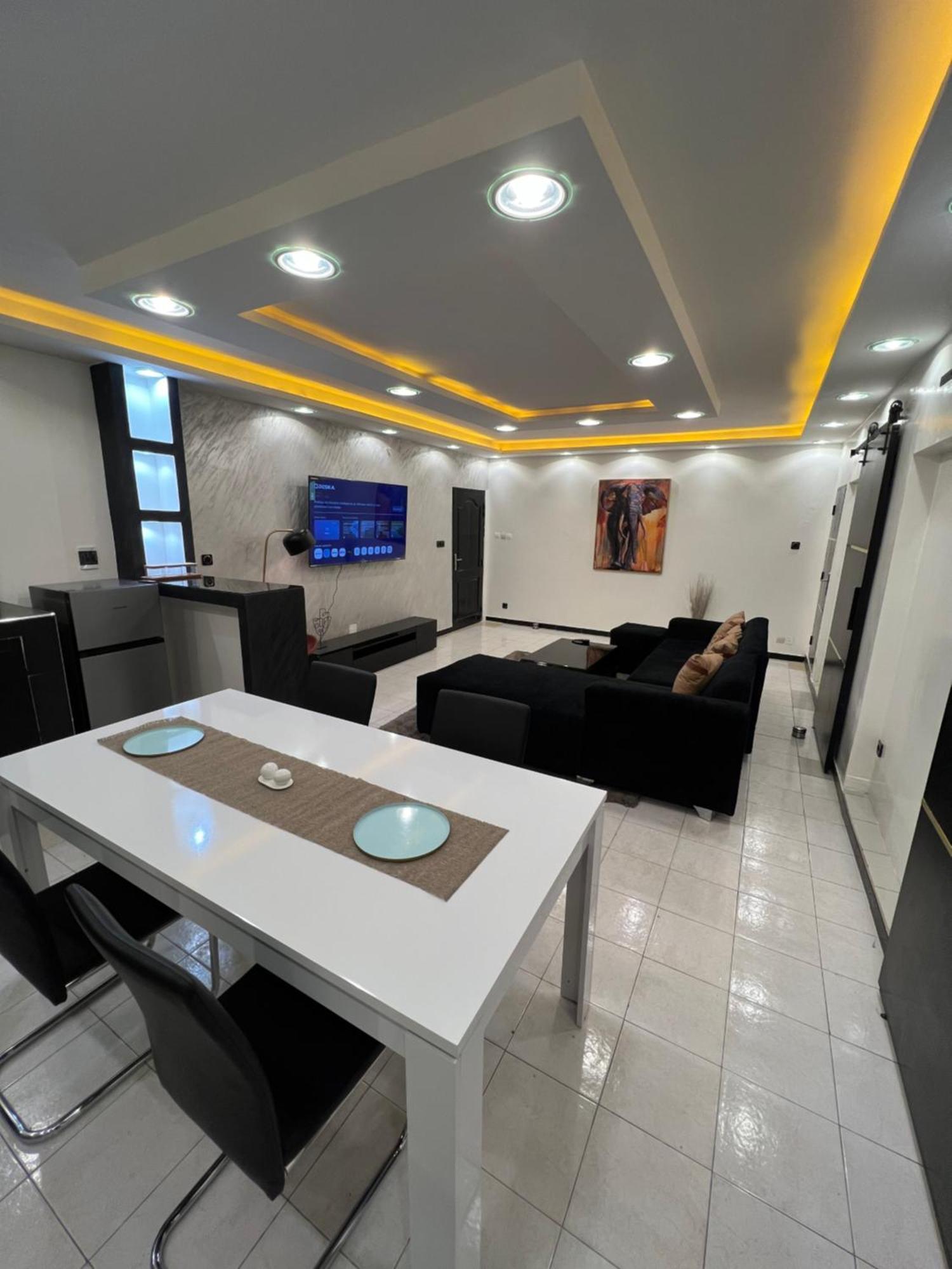Le Confortable By Sdm Dakar Exterior photo